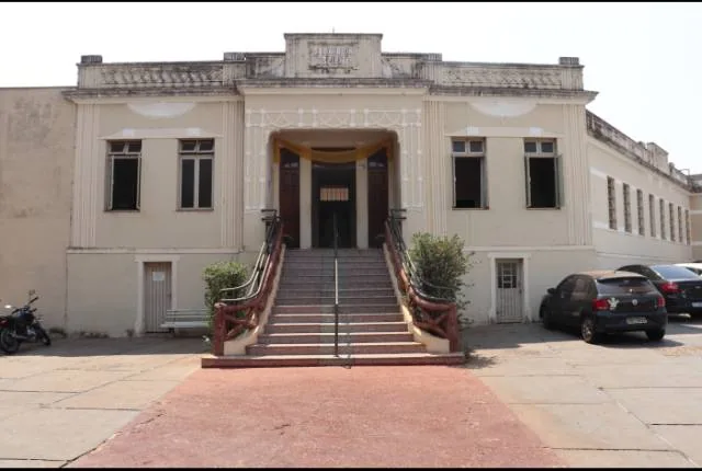 Fachada do Instituto Maria Modesto em Uberaba
