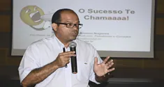 PALESTRA O SUCESSO TE CHAMA : UBERABA PRÓ-REITOR DE ENSINO SUPERIOR - PROF. MARCO ANTÔNIO NOGUEIRA
